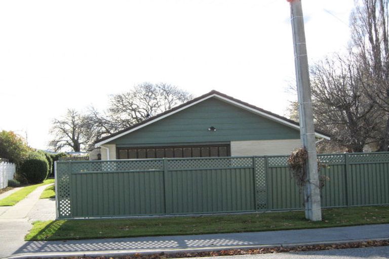 Photo of property in 11 Orient Street, Cromwell, 9310