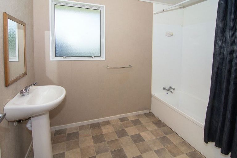 Photo of property in 7b Raglan Street, Lansdowne, Masterton, 5810