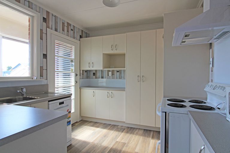 Photo of property in 24 Foyle Street, Oamaru North, Oamaru, 9400