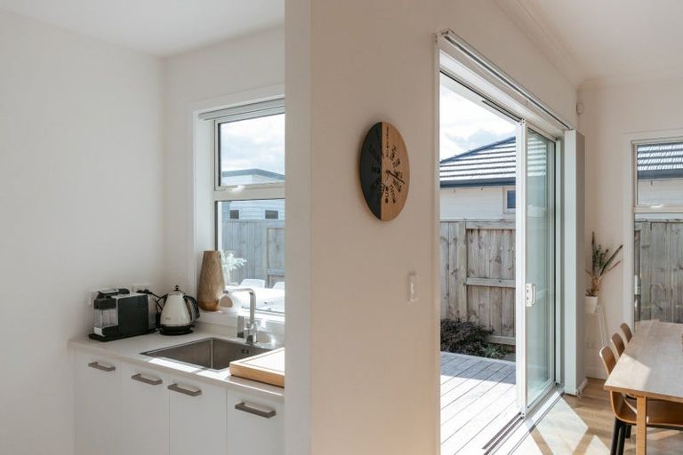 Photo of property in 24 Knightia Drive, Papamoa Beach, Papamoa, 3118