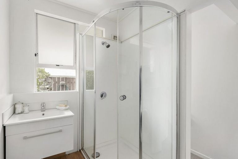 Photo of property in 4/72 Freyberg Street, Lyall Bay, Wellington, 6022