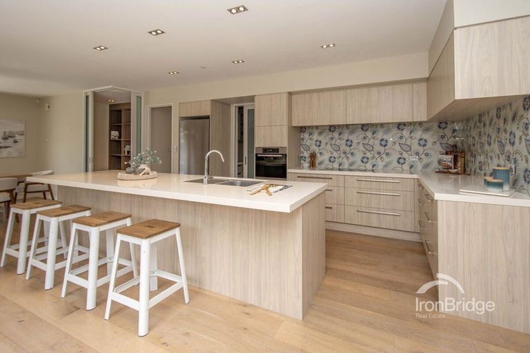 Photo of property in 36 Westpark Drive, Burnside, Christchurch, 8053