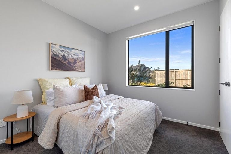 Photo of property in 7 Paihere Street, Huapai, Kumeu, 0810