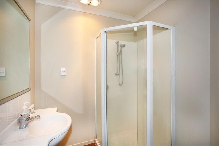 Photo of property in 1 Trillick Place, Tuakau, 2121