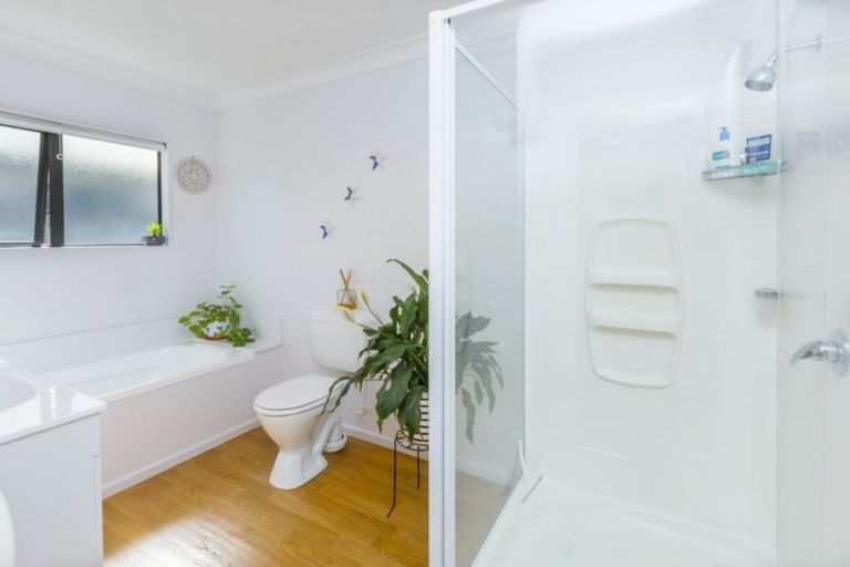 Photo of property in 8 Talbot Grove, Trentham, Upper Hutt, 5018