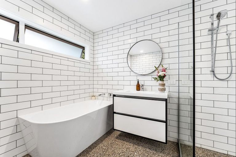 Photo of property in 109 Point Wells Road, Point Wells, Warkworth, 0986