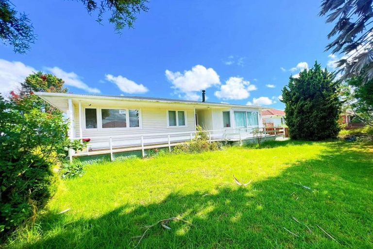 Photo of property in 10 Oxford Road, Manurewa, Auckland, 2102