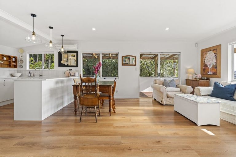 Photo of property in 59b Arran Road, Browns Bay, Auckland, 0630