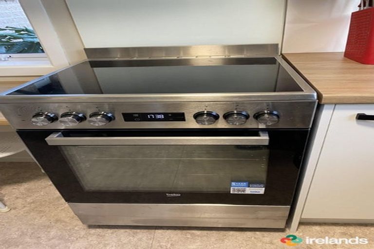 Photo of property in 181 Ilam Road, Ilam, Christchurch, 8041