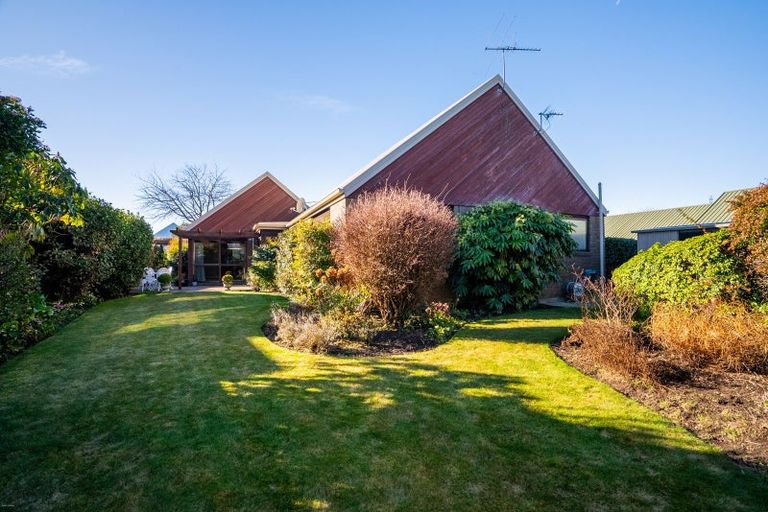 Photo of property in 178 Hawthornden Road, Avonhead, Christchurch, 8042
