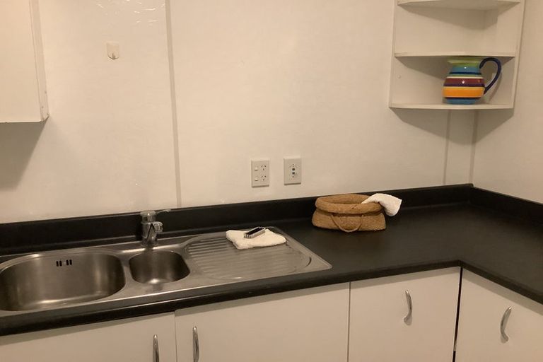 Photo of property in 37 Tyndall Street, Waiwhetu, Lower Hutt, 5010