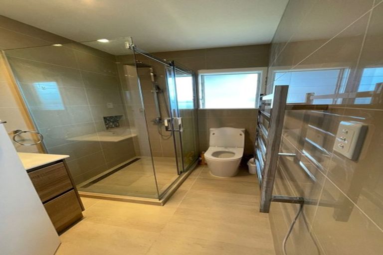 Photo of property in 1/6a View Road, Papakura, 2110