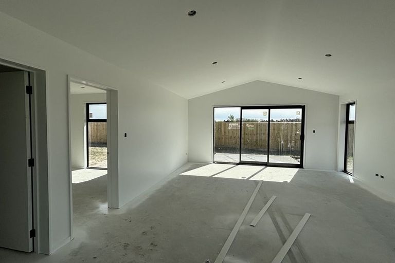 Photo of property in 13 Margaret Drive, Omokoroa, 3114