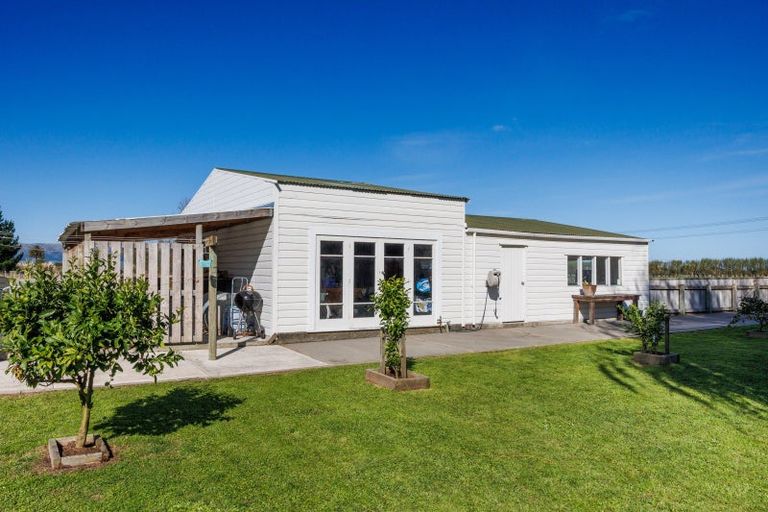 Photo of property in 2114 State Highway 56, Longburn, Palmerston North, 4477