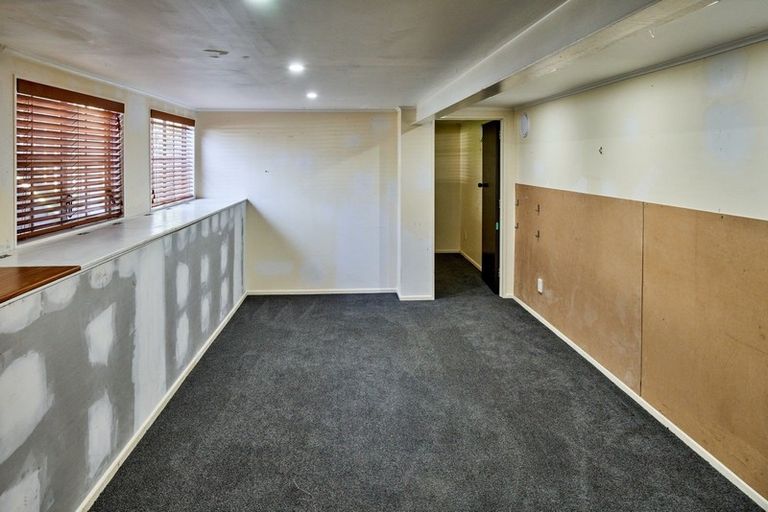 Photo of property in 42 Spinnaker Drive, Whitby, Porirua, 5024