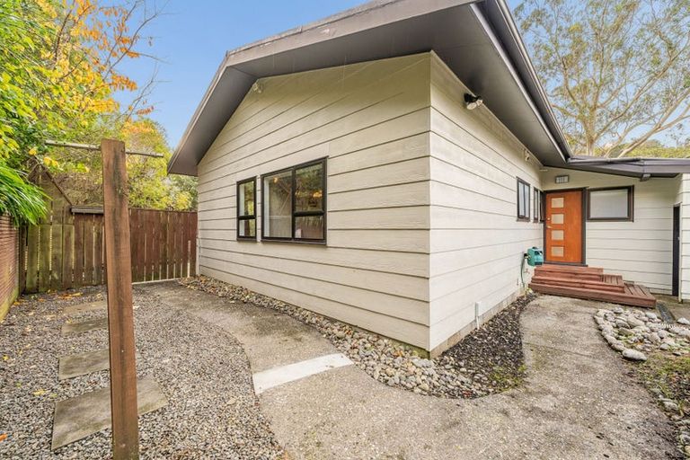 Photo of property in 26 Woolwich Close, Whitby, Porirua, 5024