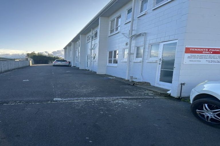 Photo of property in 2/37 Selwyn Street, Tauranga, 3110