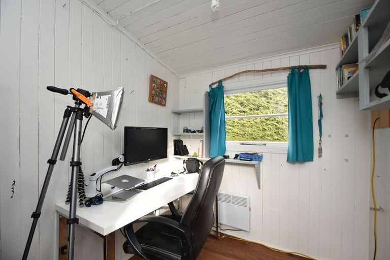 Photo of property in 1 Ailsa Street, Wallacetown, 9816