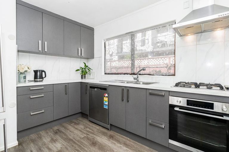 Photo of property in 16a Abbotsford Street, Whitiora, Hamilton, 3200