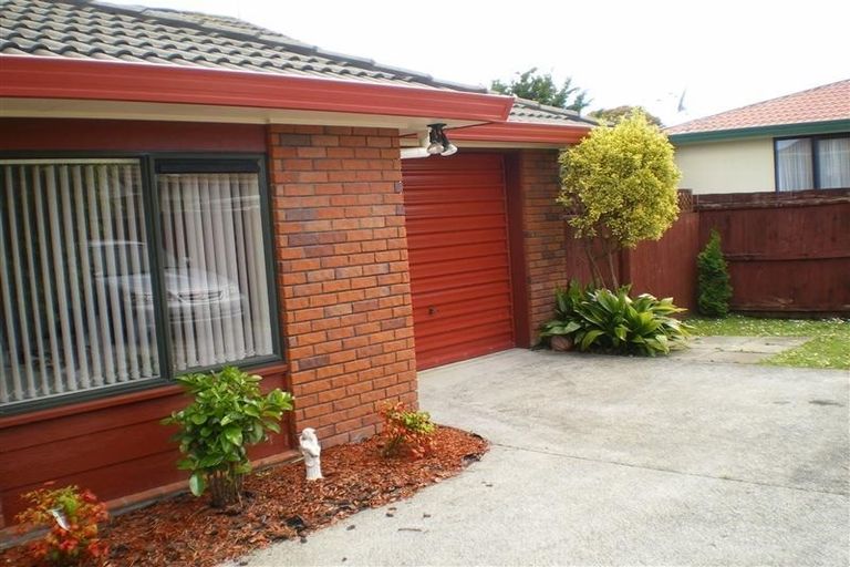 Photo of property in 14 Horlicks Place, Randwick Park, Auckland, 2105