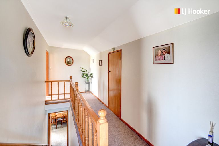 Photo of property in 28 Elwyn Crescent, Green Island, Dunedin, 9018