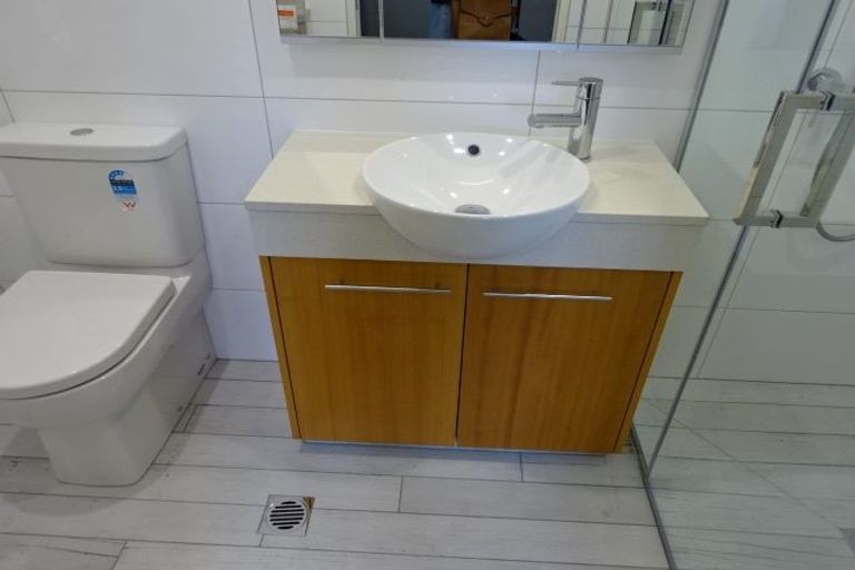 Photo of property in 210/252 Centreway Road, Orewa, 0931