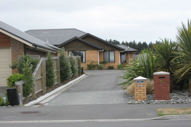 Photo of property in 40 Titirangi Crescent, Parklands, Christchurch, 8083