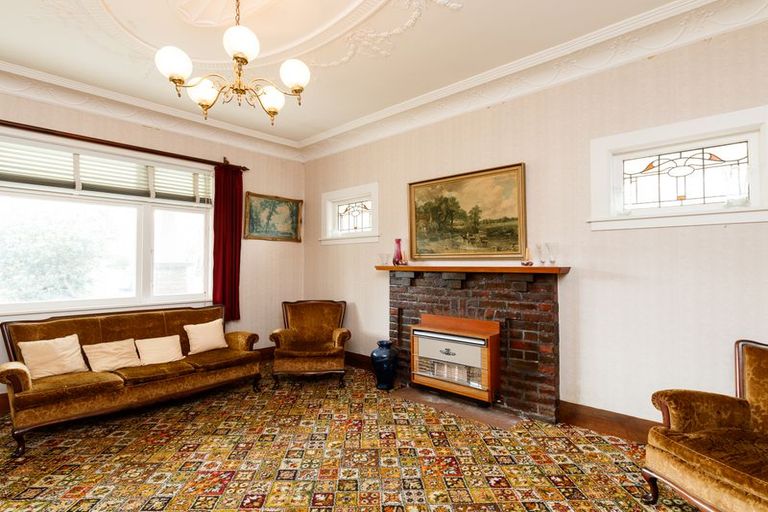 Photo of property in 11 Miro Street, Takaro, Palmerston North, 4410