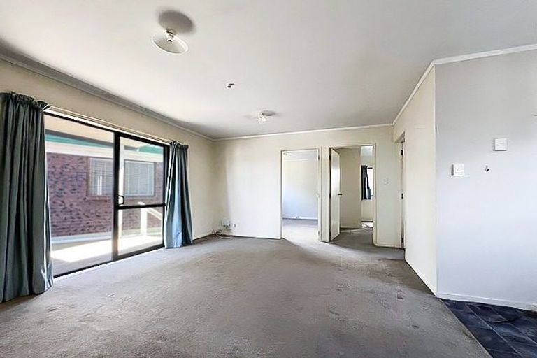 Photo of property in 21 Jandell Crescent, Bucklands Beach, Auckland, 2014