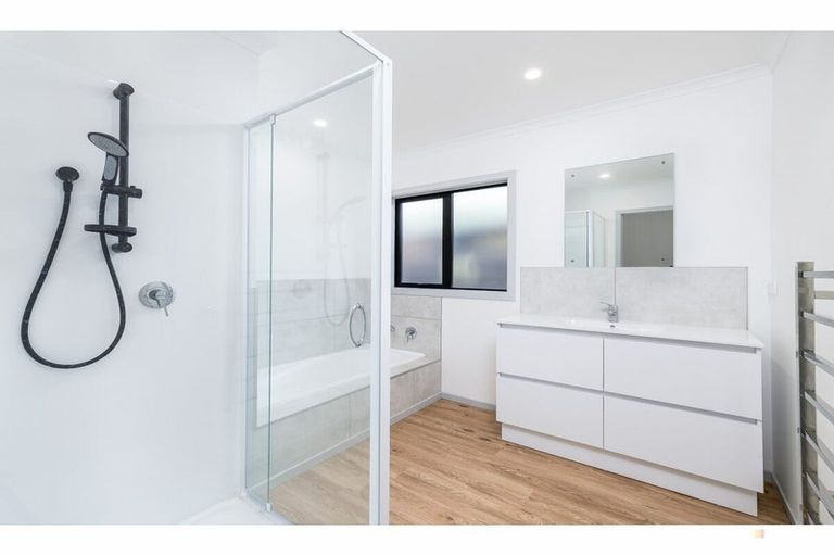 Photo of property in 11 Exeter Street, Waimate, 7924