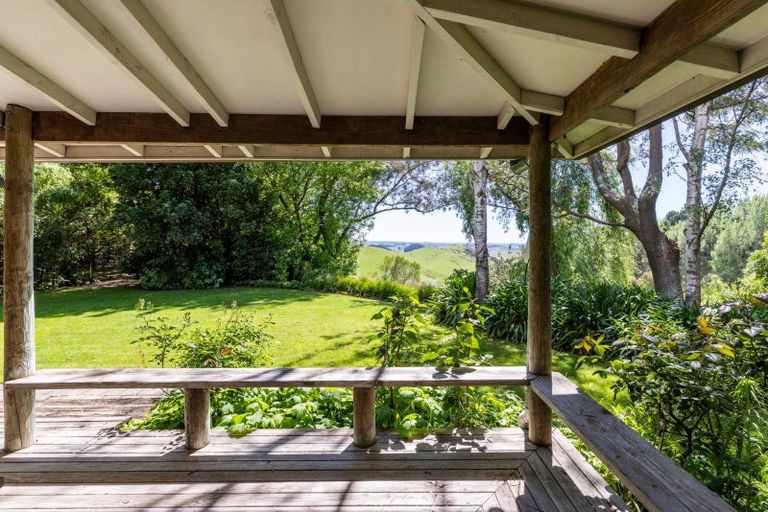 Photo of property in 40 Longview Road, Poraiti, Napier, 4182