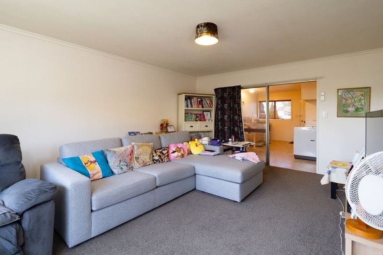 Photo of property in 3/83 Cox Street, Ashburton, 7700