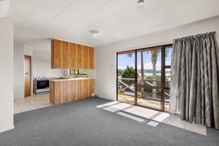 Photo of property in 56 Tahuna Road, Paihia, 0200