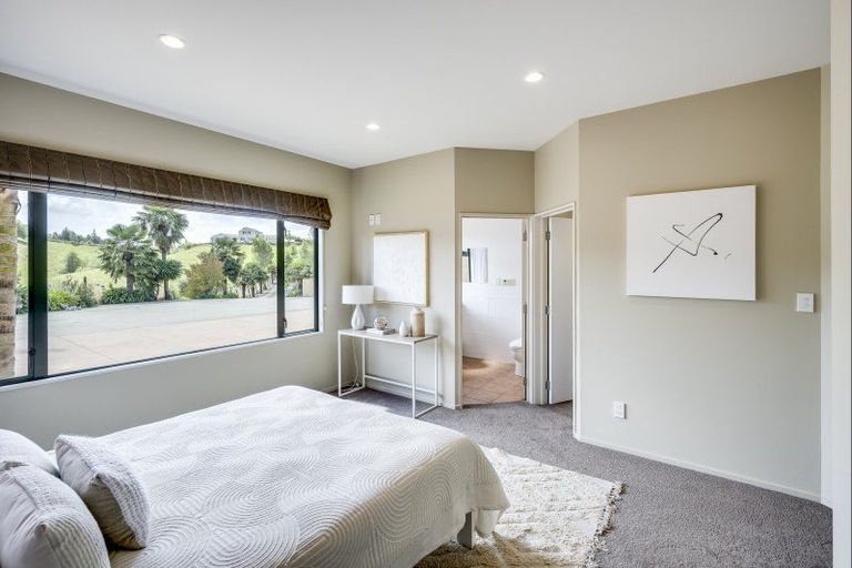 Photo of property in 125 Tironui Drive, Taradale, Napier, 4112