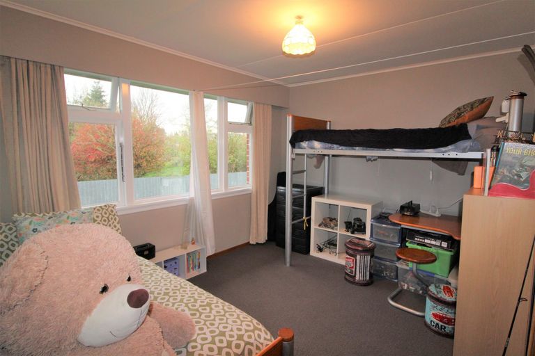 Photo of property in 22 Dacia Street, Lumsden, 9730