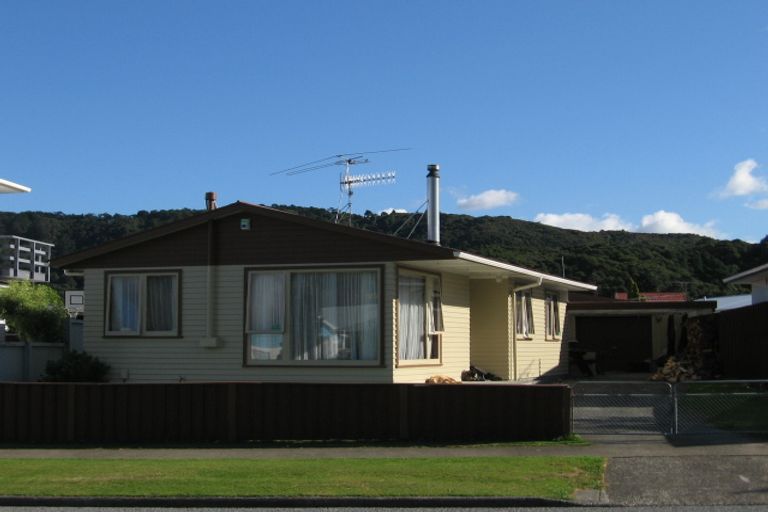 Photo of property in 39 Meremere Street, Wainuiomata, Lower Hutt, 5014