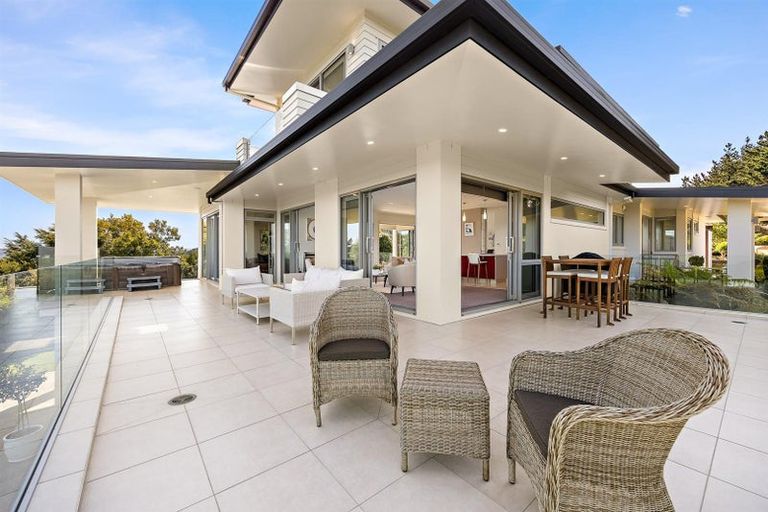 Photo of property in 55 Pinetone Road, Kumeu, 0892