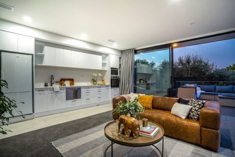 Photo of property in 89a Bleakhouse Road, Howick, Auckland, 2014