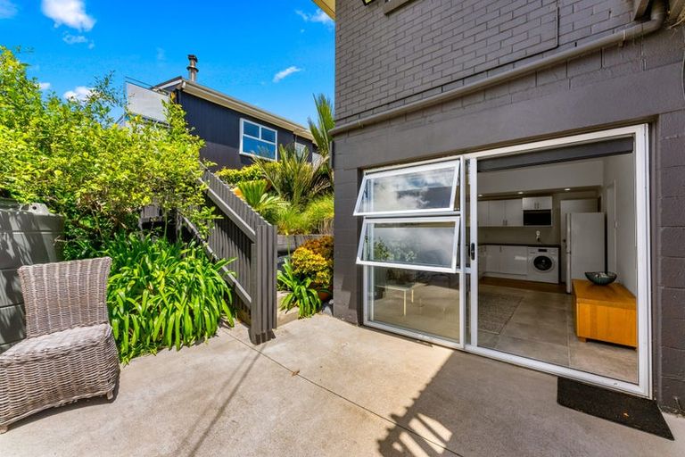 Photo of property in 1/34 Prospect Terrace, Milford, Auckland, 0620