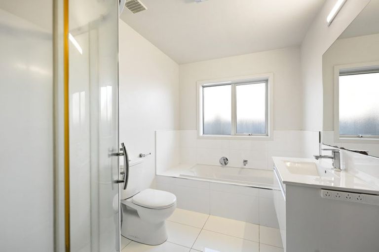 Photo of property in 2 Etna Way, Dinsdale, Hamilton, 3204