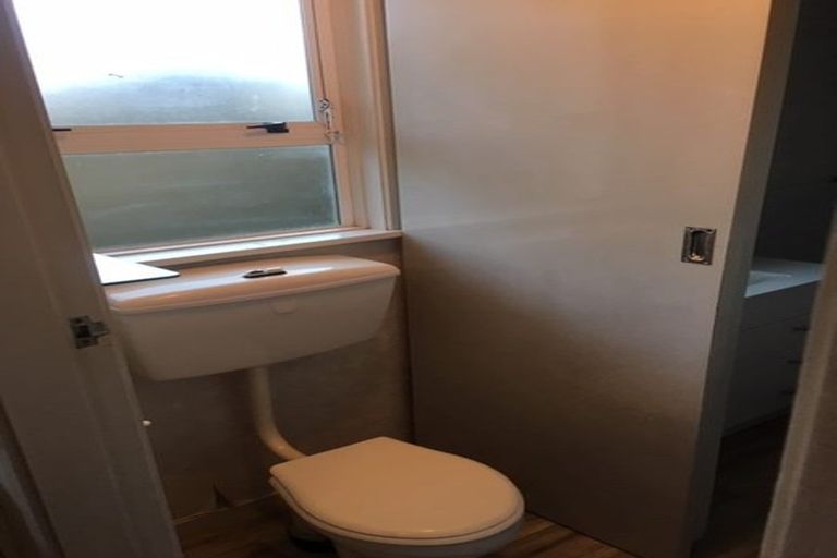 Photo of property in 27 Island View Road, Western Heights, Rotorua, 3015