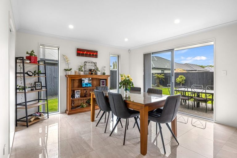 Photo of property in 15 Cleaver Street, Woodend, 7610