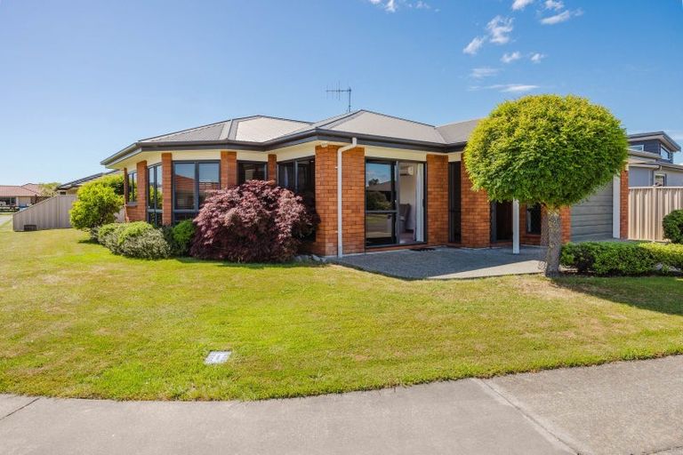 Photo of property in 22 Belgrove Place, Waipukurau, 4200