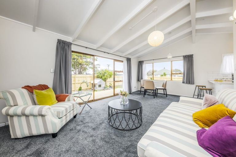 Photo of property in 1/22 Mcdougall Street, Manurewa East, Auckland, 2102