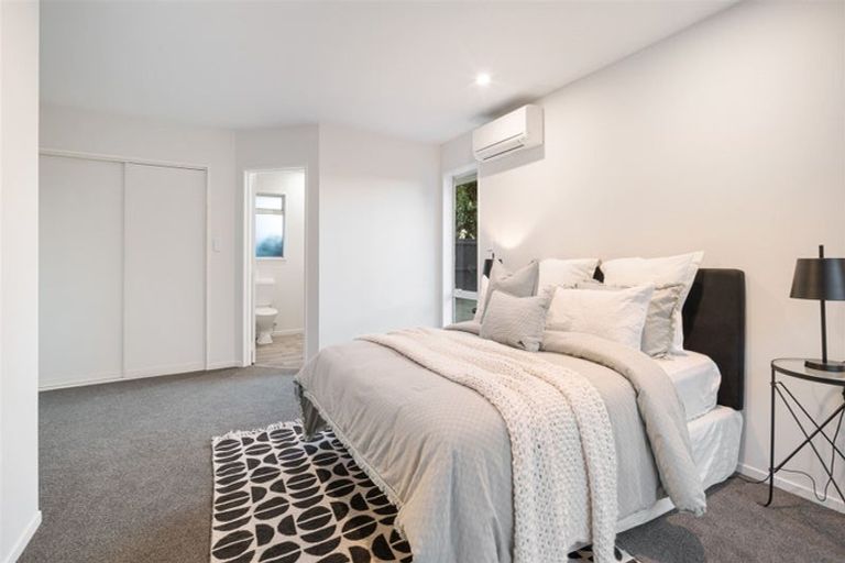 Photo of property in 4 Monterey Place, Parklands, Christchurch, 8083