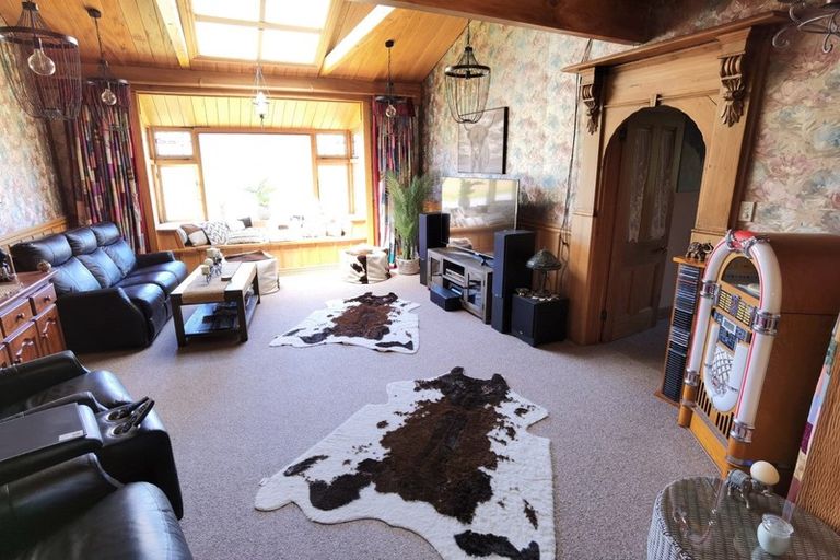 Photo of property in 327 Wanganui Flat Road, Harihari, 7884