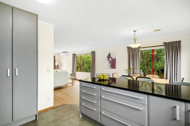 Photo of property in 58 Cypress Drive, Maungaraki, Lower Hutt, 5010