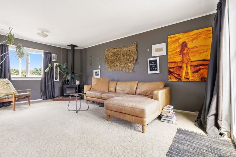 Photo of property in 8 Mohio Street, Kakahi, 3989