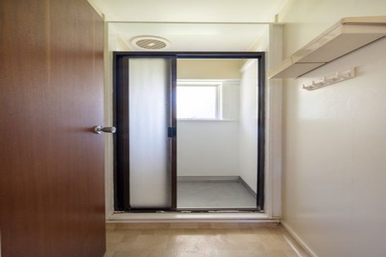 Photo of property in 16 Bacot Place, Howick, Auckland, 2014