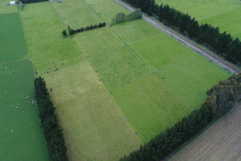 Photo of property in 39 Laws Road, Dannevirke, 4972